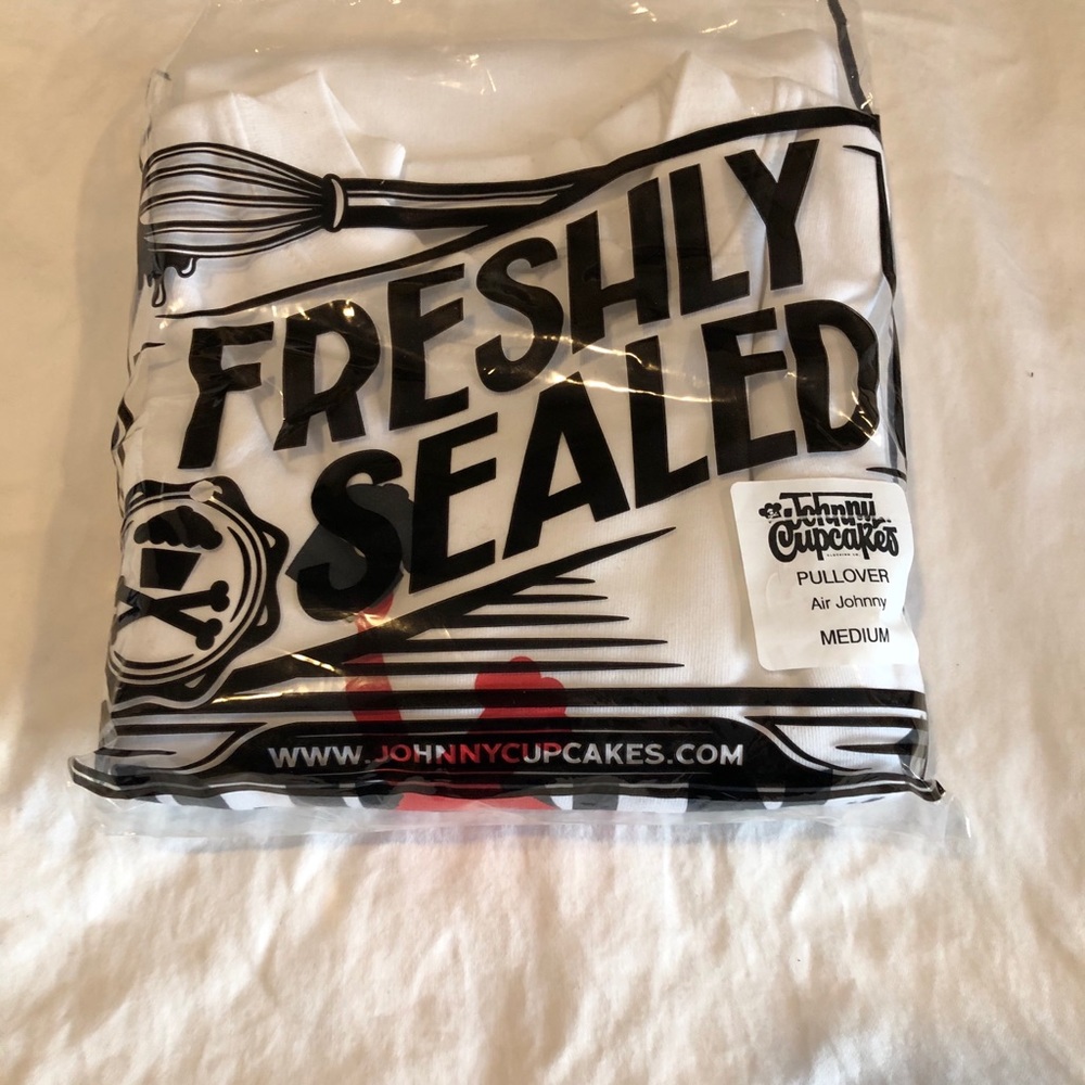 Johnny Cupcakes Air Jordan sweatshirt NWT M